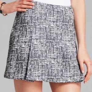 NWT Joie Tabby tweed skirt in caviar